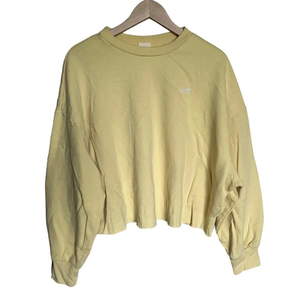 Levi’s • Yellow Crew Neck Crop Sweater - Picture 1 of 6